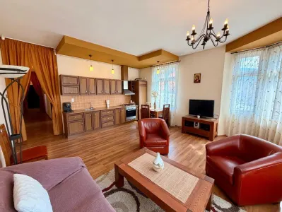 Apartament 2 camere in casa, Centrul Istoric Brasov - foto 3