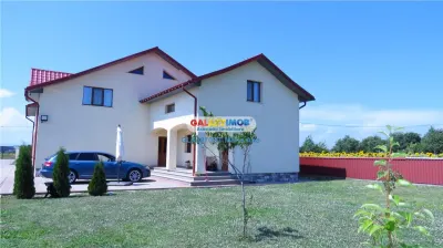 Oportunitate: CASA P+M, TEREN 10.000 mp.. Hutani Vladeni - foto 2