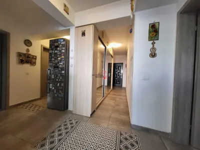 3 CAMERE DECOMANDAT + 2 PARCARI + 30MP CURTE(PROPRIETATE) - foto 13