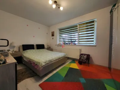 3 CAMERE DECOMANDAT + 2 PARCARI + 30MP CURTE(PROPRIETATE) - foto 9
