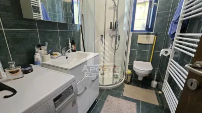 Apartament de vanzare cu 2 camere, centrala proprie, zona Ronat - foto 4