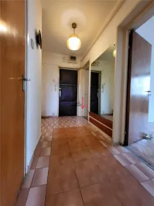 H-4 CAMERE  FIX LANGA METROU, SCOALA SI PARC - foto 6