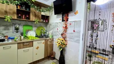 Apartament cu 2 camere de vanzare, decomandat, renovat, Girocului - foto 12