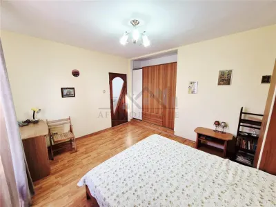 Casa de vanzare in Tatarasi - foto 5