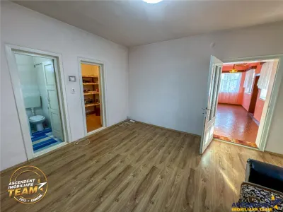 3D&FILM! Casa cu 3 camere,1.800mp teren, facilitati apreciabile, langa Targu Secuiesc - foto 6