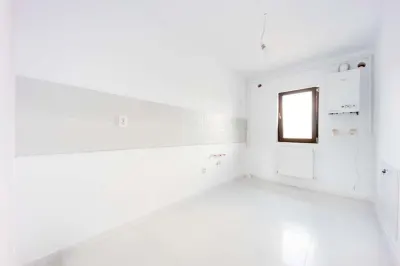 Cartier Editurii Apartament  3 camere D curte 55 mp  Lunca Cetatuii - foto 9