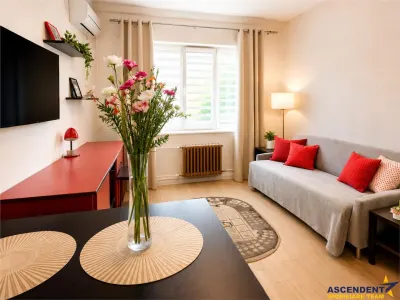 Garsoniera cu baie si bucatarie, mobilata, Tractorul, Brasov - Brasov