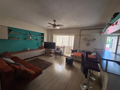 Apartament de închiriat – 44 mp, balcon, centrală proprie, bloc cu lif - Iasi