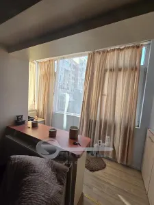 Apartament de închiriat – 44 mp, balcon, centrală proprie, bloc cu lif - foto 3