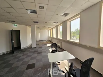 Centru de business multifunctional - inchirieri birouri de la 40 mp - foto 12