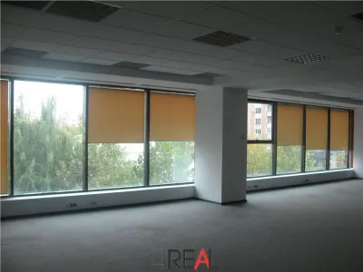 Spatiu destinat birouri sau sala fitness, clinica, loc de joaca - foto 11