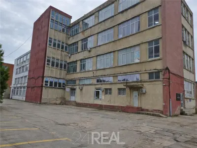Inchiriere spatiu demisol pretabil depozitare/productie Baicului - foto 9