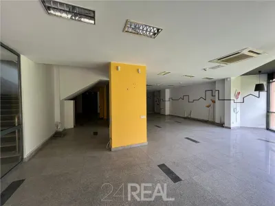 Vanzare Spatii - clinica, comercial, showroom, birouri - foto 24