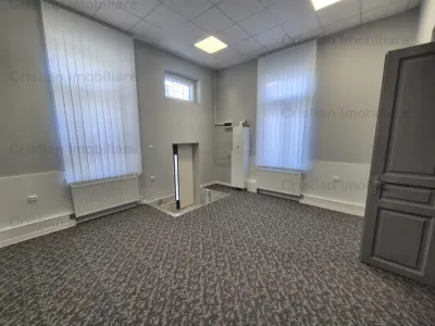 Casa Superba 3 camere, 127 mp utili , toate utilitatile, zona Centrala - foto 5