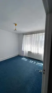 Apartament 2 camere Tractorul-statie, renovat,95000 Euro - foto 2