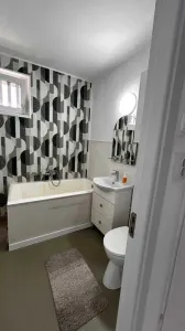 Apartament 2 camere Tractorul-statie, renovat,95000 Euro - foto 7