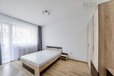 2 Camere la etaj 2 in bloc vila cu parcare si boxa, Coresi - foto 4