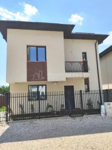 Vanzare Casa individuala - Vila - Prelungirea Ghencea - Margelelor -STB -  215000E - Comision 0! - foto 3