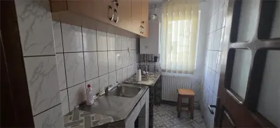 spatiu comercial de inchiriat 3 camere micro 9 statia Caraiman - foto 7
