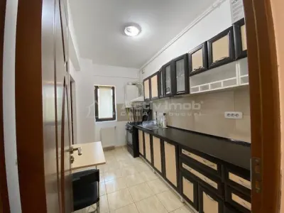 3 camere Sisesti spatios renovat - foto 15
