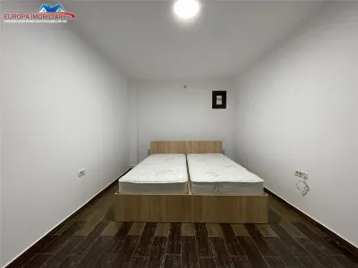 Spatiu comercial de vanzare  Zona E3 - foto 15