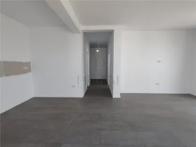 0% COMISION - Apartament 2 camere - curte proprie - foto 3