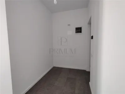 0% COMISION - Apartament 2 camere - curte proprie - foto 4