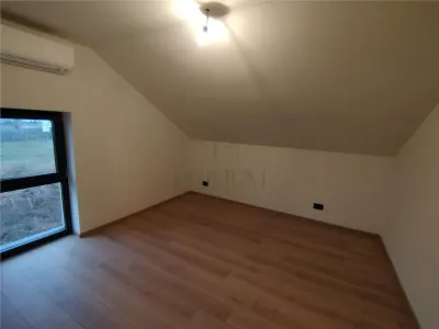 Duplex 6 camere - bucataria mobilata complet - toate utilitatile - 160 mp utili -  separat prin camera tehnică - foto 7