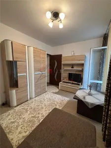 De inchiriat ! Etaj 1 - CUG, Str. Bazei, 2 camere decomandat in bloc nou - Iasi
