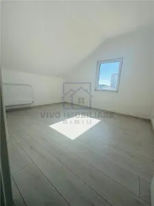 Apartament de vanzare in Sibiu - 4 camere, finisat, cu balcon, zona Mihai Viteazu - foto 6