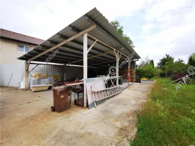 De vanzare casa si hale industriale - 475 mp utili in Cisnadie langa Sibiu - foto 22