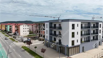 De vanzare apartament finisat la cheie cu 3 camere decomandate 2 bai si 2 balcoane in Selimbar - foto 17