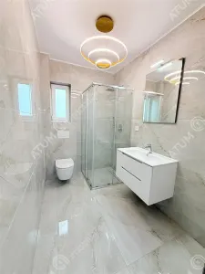 De vanzare apartament finisat la cheie cu 3 camere decomandate 2 bai si 2 balcoane in Selimbar - foto 6