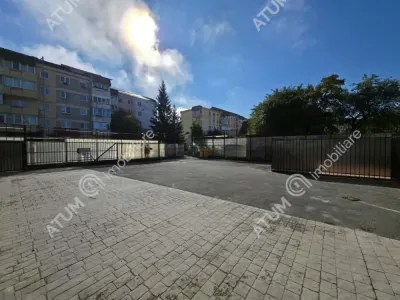 De inchiriat cladire multifuntionala cu parcare extinsa si terasa pentru evenimente corporate in Sibiu - foto 19