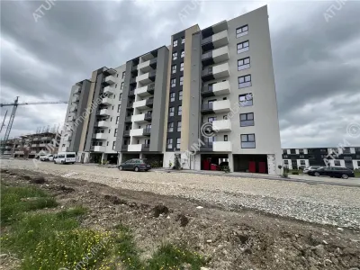 De vanzare apartament de 2 camere cu boxa si parcare subterana in Selimbar - foto 2