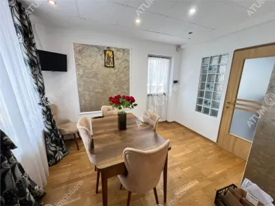 De vanzare casa individuala cu 5 camere 2 bai garaj amplasata pe teren de 290 mp situata in apropierea Mall Selimbar - foto 9