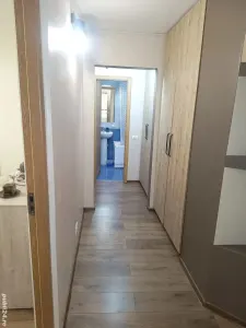 Decomandat, etaj 1 cu 2 bai si 2 balcoane - foto 3
