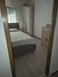 Decomandat, mobilat si utilat in zona Soarelui - foto 6