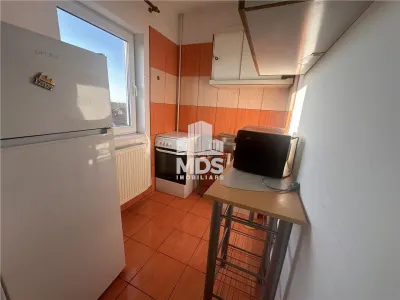 Mobilat si utilat la etajul 3 in zona Girocului - foto 4