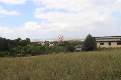 teren intravilan cu PUZ si PUD  3 loturi - foto 3