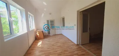 Royal Imobiliare-Vanzare Casa Zona Democratiei - foto 16