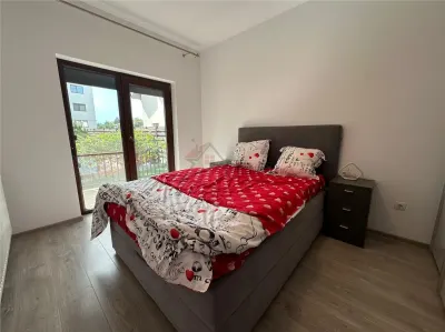 Inchiriere Apartament cu 3 camere Decomandat cu gradina si loc de parcare Valea Lupului - Valea Lupului