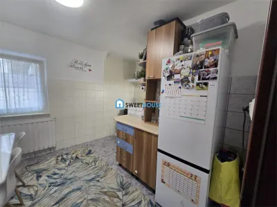 Apartament cu 3 camere parter cu 2 balcoane  Zona Radu Negru - foto 13
