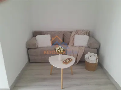 Garsoniera renovata complet, bloc 1986 - foto 2