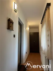 Vila cu 6 camere de vanzare in Brebu - foto 25