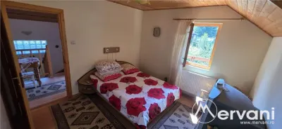 Vila cu 4 camere de vanzare in Busteni - foto 11