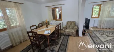 Vila cu 4 camere de vanzare in Busteni - foto 3
