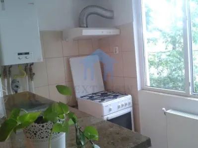 Garsoniera, Intre Lacuri - foto 5