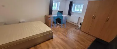 Apartament 3 camere, Hasdeu - foto 3