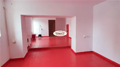 Spatiu comercial de vanzare la Piata Cibin - foto 4